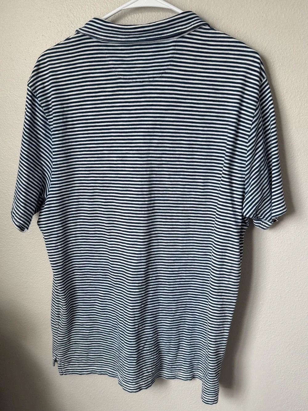 Faherty Blue and White Cotton Striped Polo Men’s Large Coastal Preppy